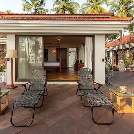 Casa Del Mer By Stayvista - Nearby Beach With, Sea-View Rooms & Coconut Farm อลีบาก ภายนอก รูปภาพ