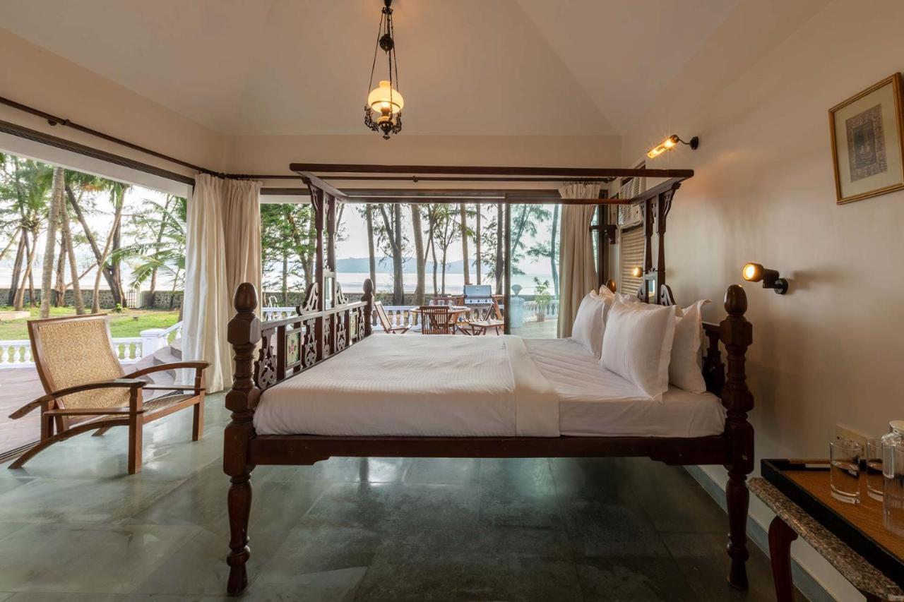 Casa Del Mer By Stayvista - Nearby Beach With, Sea-View Rooms & Coconut Farm อลีบาก ภายนอก รูปภาพ