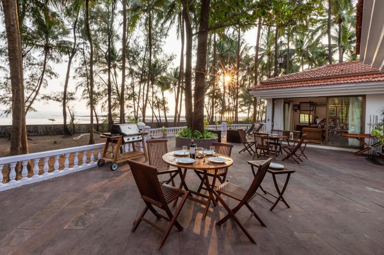 Casa Del Mer By Stayvista - Nearby Beach With, Sea-View Rooms & Coconut Farm อลีบาก ภายนอก รูปภาพ