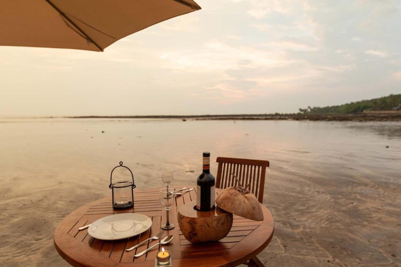 Casa Del Mer By Stayvista - Nearby Beach With, Sea-View Rooms & Coconut Farm อลีบาก ภายนอก รูปภาพ