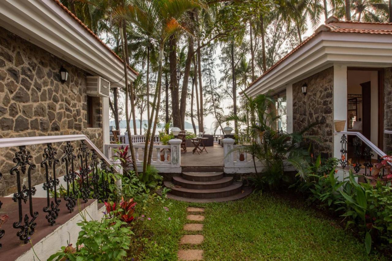 Casa Del Mer By Stayvista - Nearby Beach With, Sea-View Rooms & Coconut Farm อลีบาก ภายนอก รูปภาพ